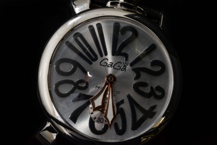 ガガミラノの腕時計 マヌアーレ48mm